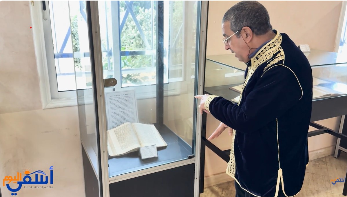 الجدياني يستعرض قيمة المصاحف الحجرية بين الفن والتاريخ